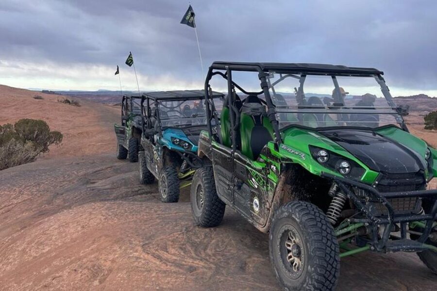 Moab: You Drive Guided Hell's Revenge UTV Tour - What to wear and bring