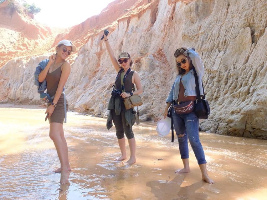 Mui Ne: Sunrise /Sunset Jeep Tour with Quad Bike ATV & Guide - Fairy Stream: a slow walk through red sand