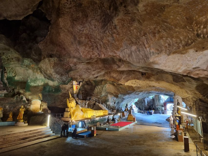 Pa Tong: Rainforest Day Trip with Cave, Rafting, ATV & Lunch - The turtle farm and waterfall stop