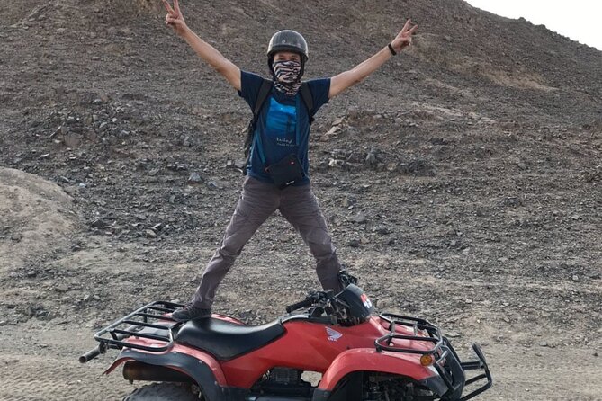 Pyramids of giza ,Sphinx,riding camel and driving a quad bick ATV. - What the private car adds