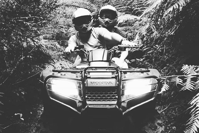 Quadricycle Tour to the Hills with Off Road 15km - 01 person - Morro Pelado, Morro Dedão, and Morro Burned